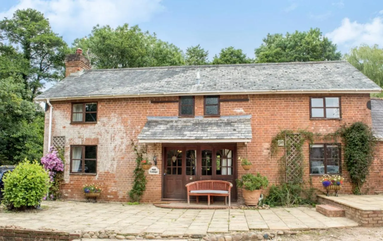 Great Houndbeare Farm - Family Holidays Aylesbeare Holiday home